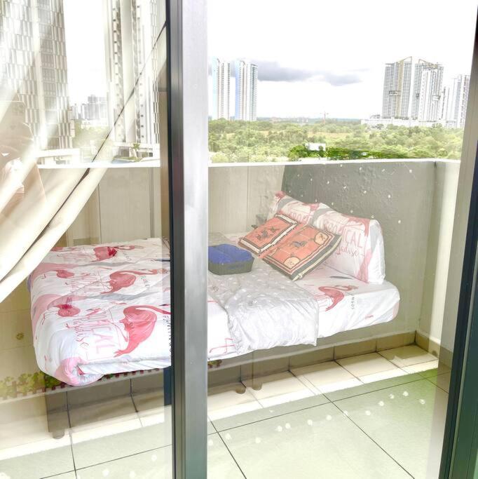 Legoland Jb Aghome Medini 3Room8Pax Bukit Indah Nusajaya  Exterior foto